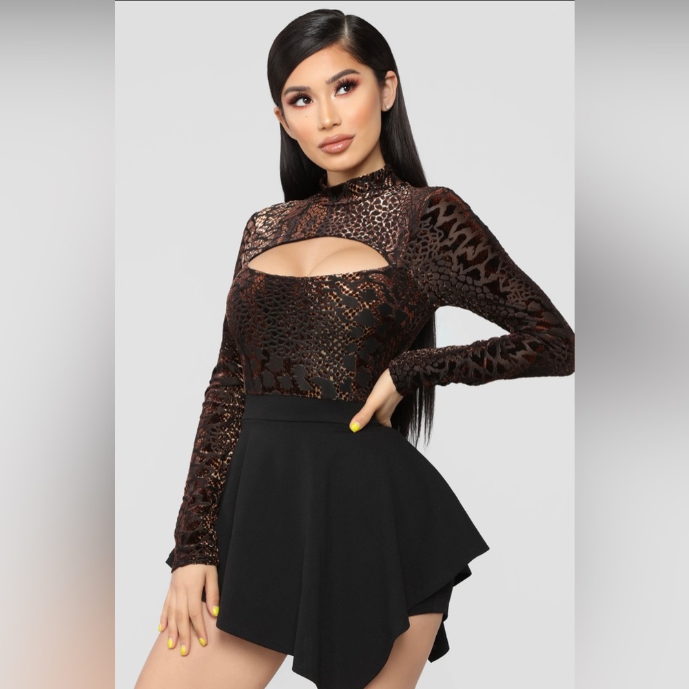 BRAND NEW- Long sleeve romper